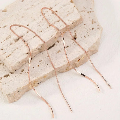 Lange Oorbellen met Golfvormig Ontwerp